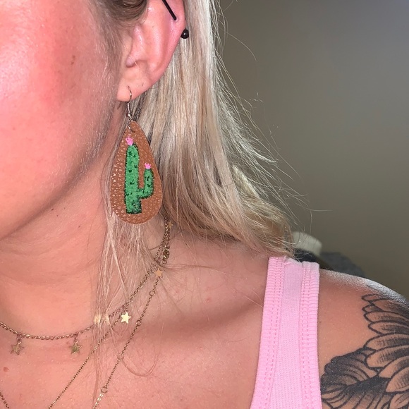 Earrings - Picture 2 of 2
